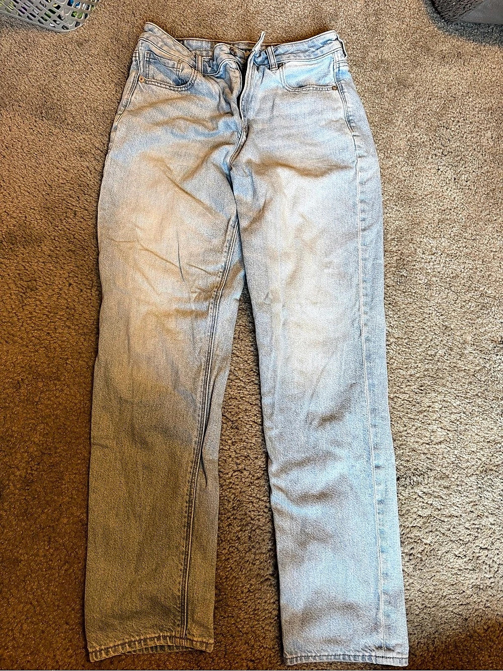 American Eagle AE Mom Jean Straight Leg Blue Jeans
